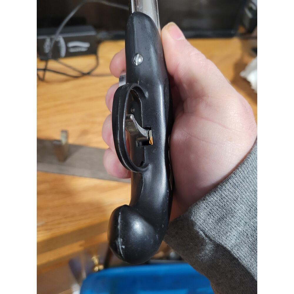 VINTAGE 1960'S FLINTLOCK PISTOL SHAPED CIGARETTE/Cigar Lighter - Picture 6 of 9